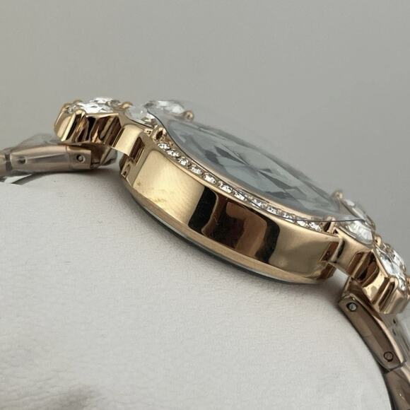 Invicta Wildflower Women's Watch - 30mm, Rose Gold (69100) Black Dial-NEW IN BOX - Picture 5 of 15